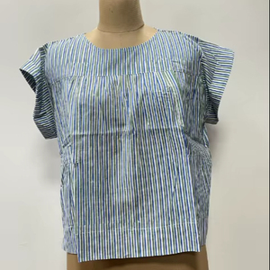 Haut en coton pour femmes, coupe ample, léger, haut d'été naturel, décontracté, style bohème, vêtements faits à la main - Product Image 1