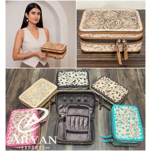 Étui à bijoux élégant en cuir de vache véritable fait main, motif floral, organiseur de bijoux en cuir pour filles, utilisation quotidienne - Product Image 1