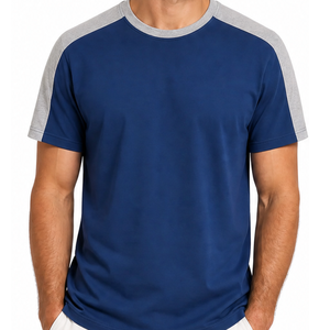 Camiseta clásica personalizada con logo OEM para hombre, manga raglán, panel de hombro en contraste, azul real, gris, lisa. - Product Image 2
