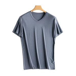 Camisetas de talla grande con logotipo personalizado para hombre, camiseta de gimnasio con hombros caídos y posición frontal - Product Image 1