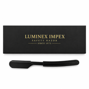 Navaja de Afeitar Recta Vintage Luminex Impex con Mango de Concha de Abulón y Acero al Carbono, Lista para Usar en Barberías y Salones - Product Image 4