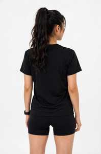 เสื้อยืดแขนสั้นคอกลมสีดำสำหรับผู้หญิง ONETEN APPARELS เสื้อยืดสำหรับฤดูร้อน ระบายอากาศได้ดี เหมาะสำหรับออกกำลังกาย แข็งแรง ทนทาน สปอร์ต - Product Image 3