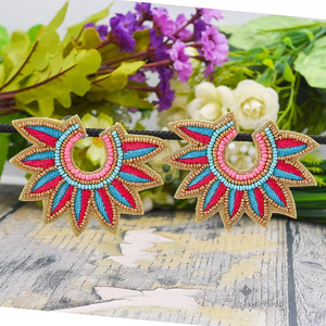 ต่างหูรูปทรงน้ำหนักเบา ดีไซน์ดอกไม้ทำมือ ประดับด้วยลูกปัดแก้ว ผ้าฝ้าย โพลีเอสเตอร์ ปักลาย สำหรับงานฝีมือแฟชั่นสตรี - Product Image 3