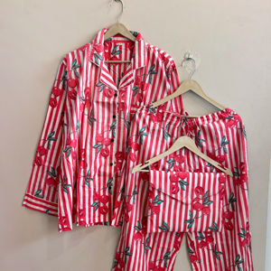 Ensemble de pyjama en coton indien imprimé de fruits pour femmes, ensemble de pyjama bohème, vêtements de détente, ensemble de pyjama - Product Image 1
