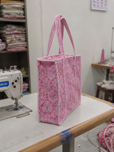 Le Souvenirs for Floral Handmade Eco-Friendly Quilted Cotton Print Fashion Lightweight <b>Canvas</b> <b>Tote</b> Bag Customizable Zipper - Product Image 2