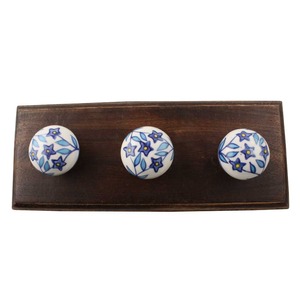 Elegant Artisan Wooden Fashion Display <b>Hanger</b> for Boutique Retail Store Wardrobe and Showroom - Product Image 3