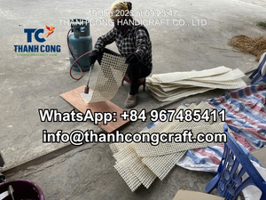 Support de gâteau en bois naturel en gros, artisanat de qualité supérieure pour les distributeurs - Product Image 4