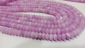 Perles de chalcédoine lavande naturelle, rondes, lisses, 8 mm, vendues par brin de 8 pouces - Product Image 6