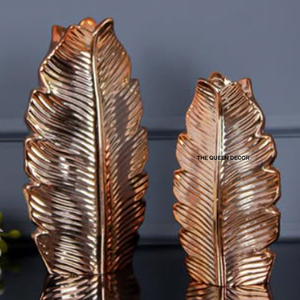 Ensemble de vases en verre et métal design, parfait pour une mise en scène florale minimaliste et une présentation décorative, vente en gros depuis l'Inde - Product Image 5