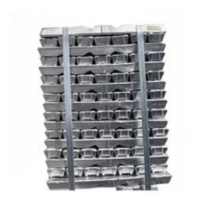 Venta al por mayor de lingotes de aluminio premium a granel, grado A 99.7% 99.85% para extrusión y exportación - Product Image 1