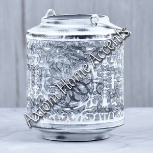 Elegante conjunto de farolillos de vela de vacaciones, decoración moderna hecha a mano, atractivo navideño festivo por Axiom Home Accents - Product Image 1