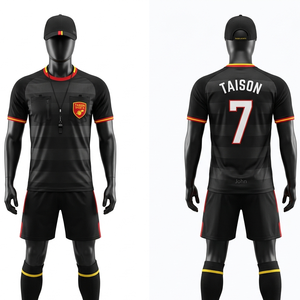 Maillot d'arbitre de football en polyester interlock 180 GSM rouge et noir avec logo personnalisé par sublimation et transfert thermique - Product Image 2