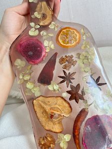 Planche à fromage artistique en résine et bois pour la photographie culinaire, les présentations culinaires et les présentations créatives de plats gastronomiques - Product Image 6