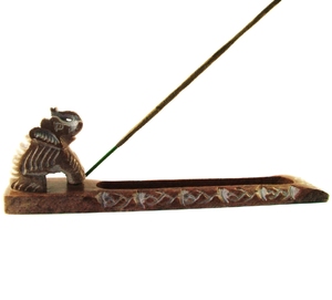 Nuevo último diseño de hoja de producción con tallado floral en esteatita Venta caliente precioso soporte de palo de incienso para decoración del hogar - Product Image 2