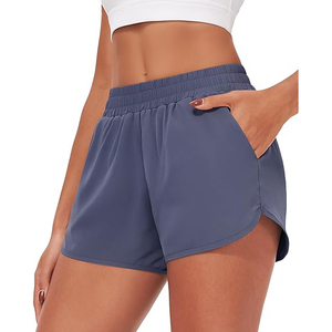 Shorts de sport pour femme en polyester respirant bleu acier, taille haute, avec ourlet incurvé, pour la course, l'entraînement et le yoga - Product Image 1
