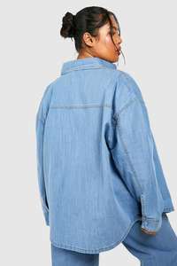 แจ็คเก็ตยีนส์ทรงหลวมแบบติดกระดุมสำหรับผู้หญิงสไตล์คลาสสิก สีซีด ลุคโอเวอร์ไซส์ สไตล์ทรัคเกอร์ สำหรับลุคสบายๆ ในฤดูใบไม้ร่วง ตกแต่งด้วยเพชร - Product Image 5