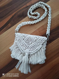 Bolso de Mano de Macramé con Cuerda de Seda Estilo Bohemio, Diseño Plegable Hecho a Mano para Pascua y Navidad - Product Image 6