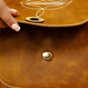 Nouveau sac à bandoulière en cuir véritable fait à la main pour femmes sac à main en cuir de vachette occidental minimaliste sacs à poignée supérieure - Product Image 6