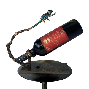 Estante para Vino de Hierro Forjado 100% Hecho a Mano, Soporte Decorativo para una Sola Botella con Diseño de Rana, Decoración Vintage de Lujo para el Hogar, Hecho en Vietnam - Product Image 1