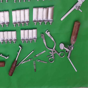 เครื่องมือผ่าตัดกระดูกสันหลังส่วนคอแบบแมนนวล ยี่ห้อ Casper รุ่น Cervical Vertebral Column Retractor Gold พร้อมใบมีดโปร่งแสงสำหรับการผ่าตัดโดยใช้มือจับ - Product Image 3