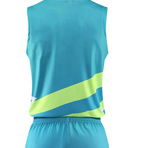 Uniforme de Baloncesto de Doble Uso - Conjunto de Jersey de Malla con Diseño Reversible - Ropa Deportiva Personalizada con Logotipo para Equipos Atléticos, para Ligas y Entrenamientos - Product Image 5