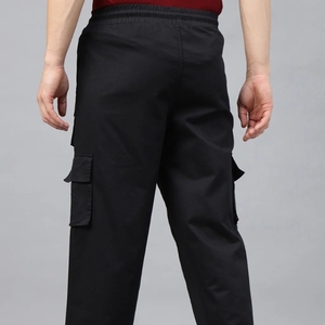 Pantalones de hombre de corte recto a la moda, pantalones casuales cómodos para hombre, pantalones de poliéster para gimnasio, para uso deportivo y casual. - Product Image 2