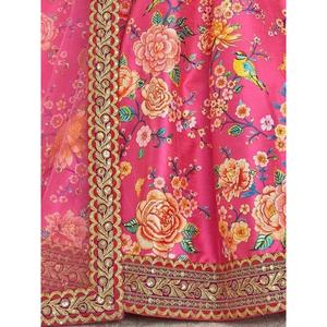 Ropa de boda de seda con estampado floral de color rosa oscuro Lehenga Choli - Product Image 3