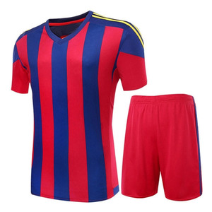 Conjunto de Camiseta de Fútbol Sublimada Personalizada, Rayas Rojas y Azules, Cuello en V, Manga Corta, Absorbe la Humedad, Ropa Deportiva para Hombre Adulto - Product Image 1