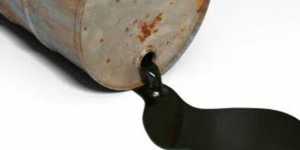 Gran Oferta: Aceite Usado de Motor Diésel Negro Oscuro de Indonesia, de Gran Capacidad (Millones de Litros) - Product Image 3