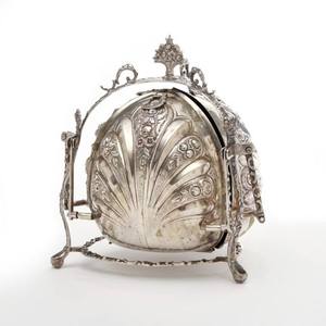 Victorian Folding Fern Design Hand Chased Cushion Shape Folding Biscuit Box English Victorian Silver Plate Home Decor - Product Image 3