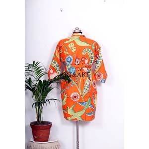 Robe en soie vintage pour femme, kimono bohème pour femme, vente en gros de kimonos de luxe sur mesure, peignoir kimono 100% soie - Product Image 6