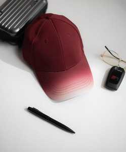 Unisex Burgundy <b>Black</b> Gradient <b>Baseball</b> <b>Cap</b> 6-Panel Fitted Solid Color Casual Spring Summer Hat Adult Style - Product Image 2