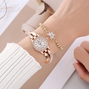 Reloj de Lujo NW1466 con Diseño de Marca, Oro K, Diamantes y Cristales, con Brazalete - Product Image 6