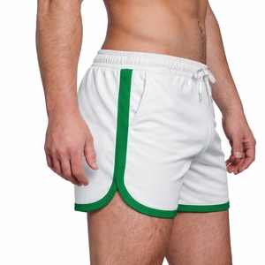 กางเกงขาสั้นกีฬาผู้ชาย แต่งแถบตัดสี เอวยางยืด มีเชือกผูก เหมาะสำหรับวิ่ง ออกกำลังกาย ใส่เล่นกีฬาในฤดูร้อน น้ำหนักเบา - Product Image 3