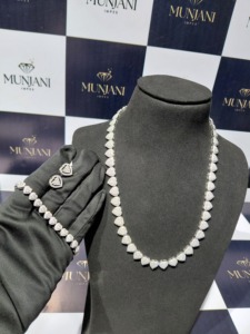 Parure de bijoux tennis en argent sterling 925 avec moissanite en forme de cœur, collier, bracelet et boucles d'oreilles clous en moissanite VVS, passe le testeur de diamant - Product Image 4