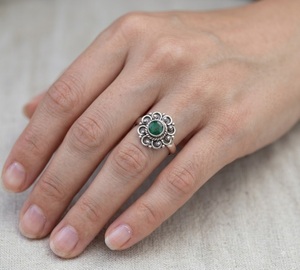 Wholesale Natural <b>Emerald</b> 925 Sterling <b>Silver</b> Flower Gemstone <b>Ring</b> Handmade Designer Green Jewelry May Birthstone <b>Ring</b> for Women - Product Image 6