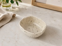 Plat à sauce triangulaire marron 8,2 cm, en grès Zisha, assiette à trempette géométrique mate en céramique et porcelaine