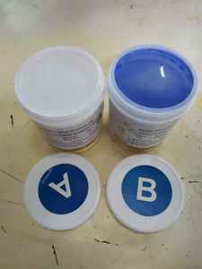 سيليكون سائل RTV-2 ناعم بدرجة صلابة 10 شور، نسبة خلط 1:1، مطاط سيليكون للقولبة من الدرجة الغذائية، معالج بالإضافات لصنع القوالب، دراجون سكين 10 NV - Product Image 4