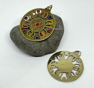New Arrival Asthamangal Gift Craft Tibetan Buddhism Religious Themed Pendant <b>Net</b> Flower Design Antique Silver Plated Alloy - Product Image 2