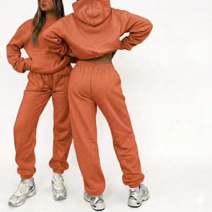 Ensemble sweat à capuche et pantalon pour femme, survêtement décontracté deux pièces en molleton de coton doux, tenue de jogging confortable pour l'hiver - Product Image 1