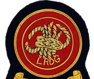 Insignias Bordadas de Alta Calidad para Blazers, Tamaño Personalizable, Hechas en Pakistán, Estilo Mayorista con Decoración de Encaje 2026 - Product Image 4