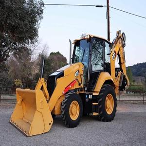 Chargeuse-pelleteuse compacte JCB 4CX d'occasion, chargeuse frontale 4x4 pour l'agriculture et la construction - Product Image 1