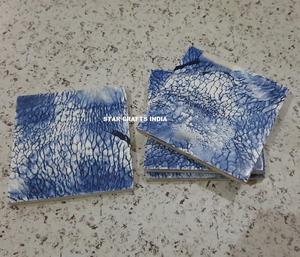 Posavasos Cuadrado de Resina Ecológico Hecho a Mano de Primera Calidad, 10 cm x 10 cm, Duradero, Moderno, Multifuncional, con Logotipo Personalizado, para Mesa de Comedor, Escritorio de Oficina - Product Image 4