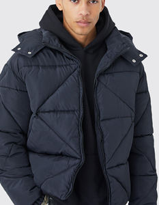 Veste matelassée imperméable pour homme, veste d'hiver rembourrée de style designer, veste en duvet vert en polyester, veste matelassée personnalisée pour homme - Product Image 4