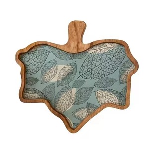 Plateau de service rectangulaire en bois pour le Ramadan et l'Aïd, avec motif de palmier, peint à la main, design contemporain - Product Image 4