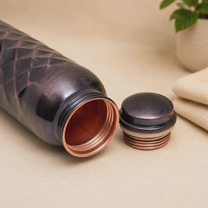 Copper <b>Bottle</b> With Attractive Design Hot Selling Copper <b>Bottle</b> Fully Finished Water <b>Bottle</b> with Diamond Pattern Portable <b>Bottle</b> - Product Image 3