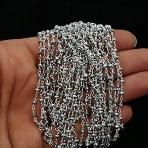 Cadena de Rosario de Pirita Plateada con Cuentas Rondelle Facetadas de 3mm, Cadena de Piedras Preciosas Envuelta en Alambre, Fabricante Mayorista - Product Image 4
