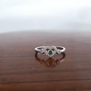 Anillo Halo de Corazón con Circonita Cúbica Verde en el Centro, Anillo Romántico de Moda para Mujer, Regalo, Joyería - Product Image 1