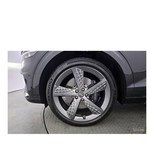 Genesis GV70 2024 2.5T Gasolina AWD 15,959 km Automático Volante a la Izquierda Asientos de Cuero Cámara Trasera - Product Image 5