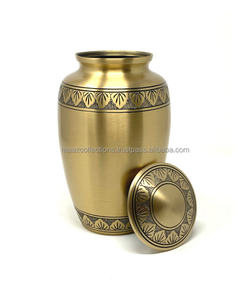 โกศสำหรับผู้ใหญ่ขนาดใหญ่ทำด้วยมือทำจากทองเหลืองออกแบบได้เองเป็นที่ระลึกสำหรับเถ้ากระดูกของมนุษย์ที่ทนทานไม่เหมือนใคร - Product Image 1